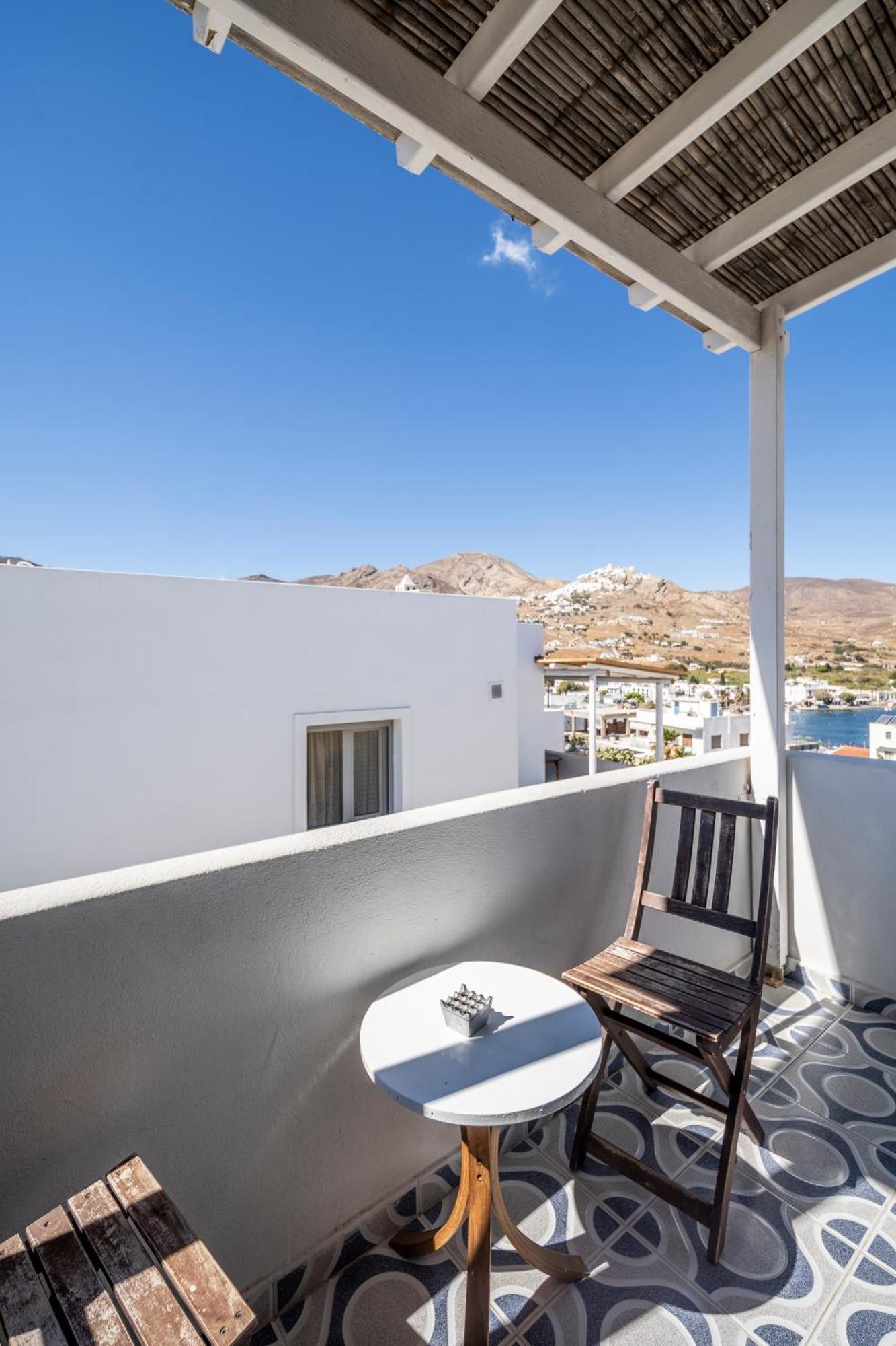 Bofor Studios & Rooms Λιβαδάκια Δωμάτιο φωτογραφία