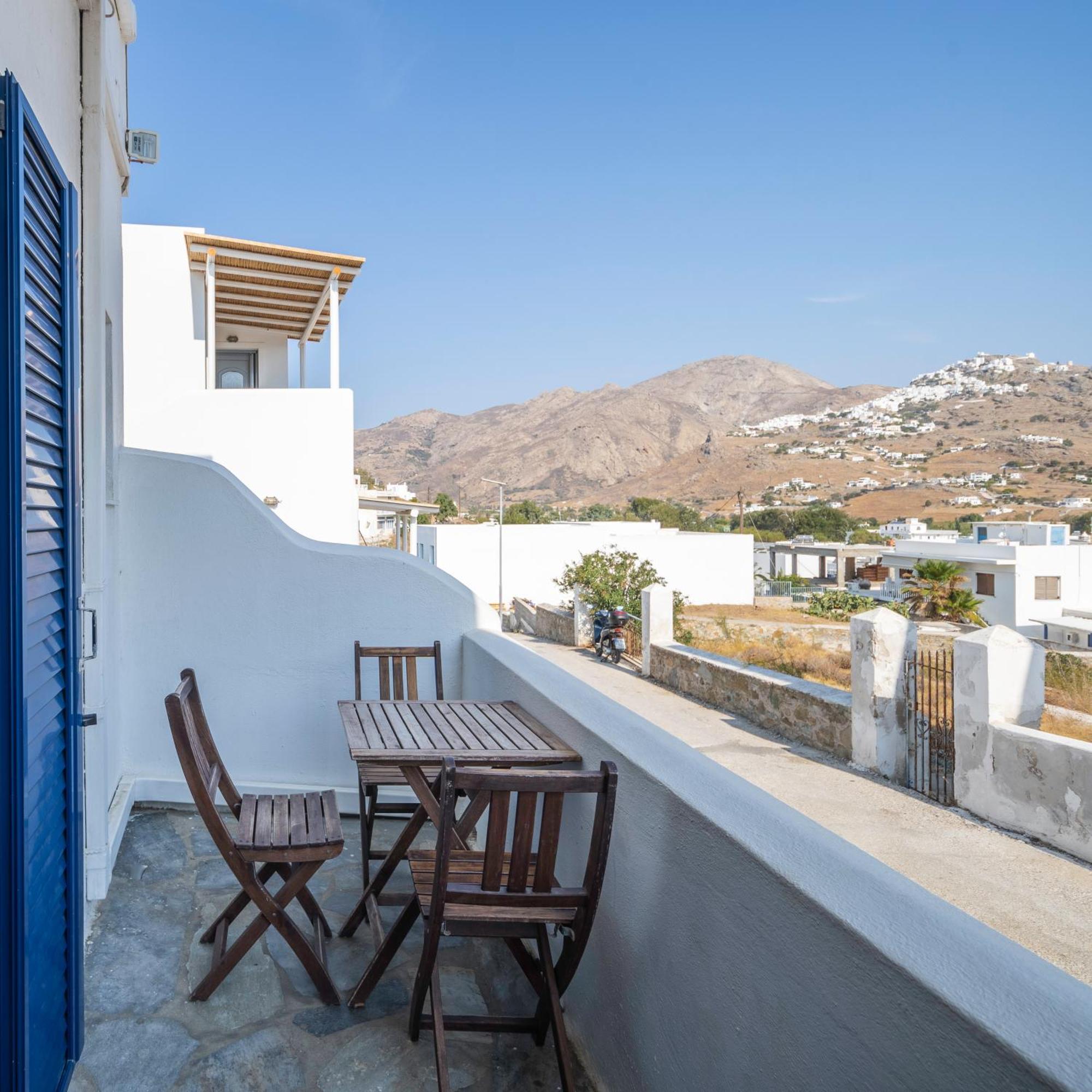 Bofor Studios & Rooms Λιβαδάκια Δωμάτιο φωτογραφία